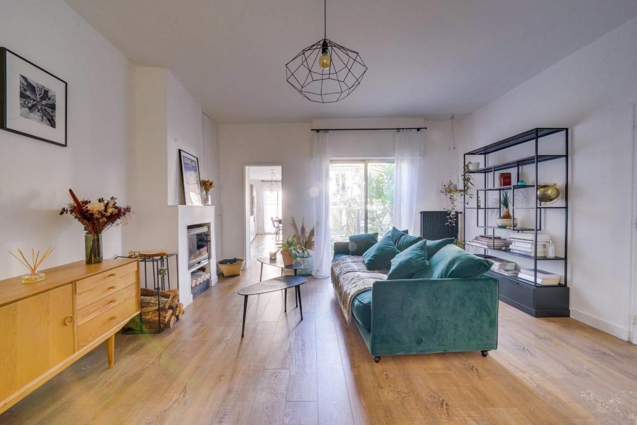 Beautiful Bordeaux Apartment With Terrace Bagian luar foto